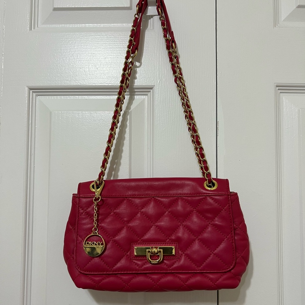 DKNY Quilted Leather Shoulder Crossbody Bag Gold Chain Barbie Pink Raspberry
